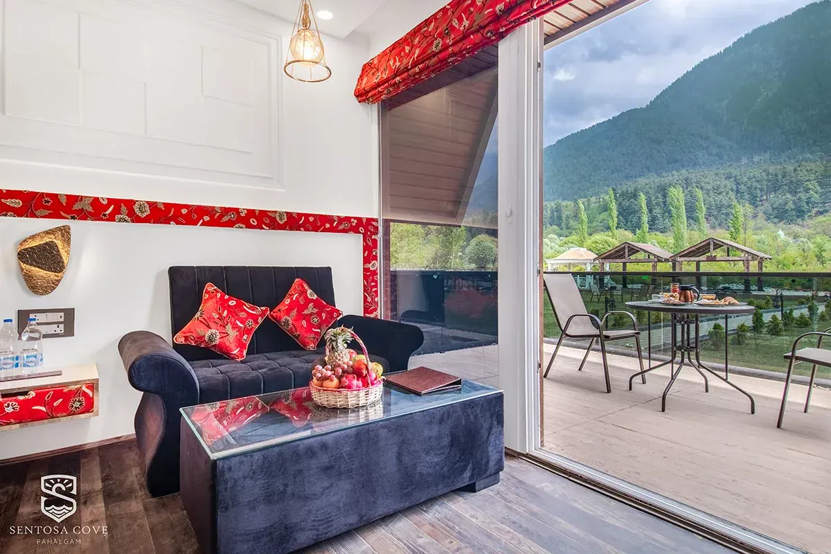 Premium room with Balcony Himalayan View image 4