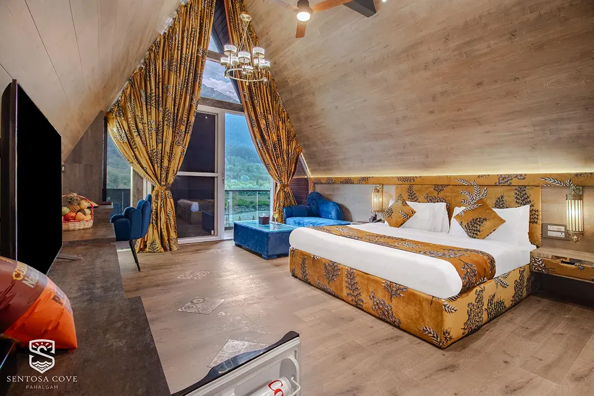 Luxury Balcony Suite - River View image 3
